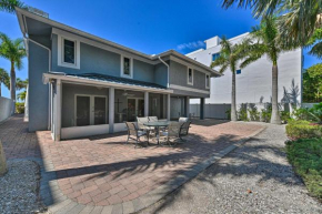 Lido Key Hideout with Patio and Yard and Walk to Beach!, Sarasota